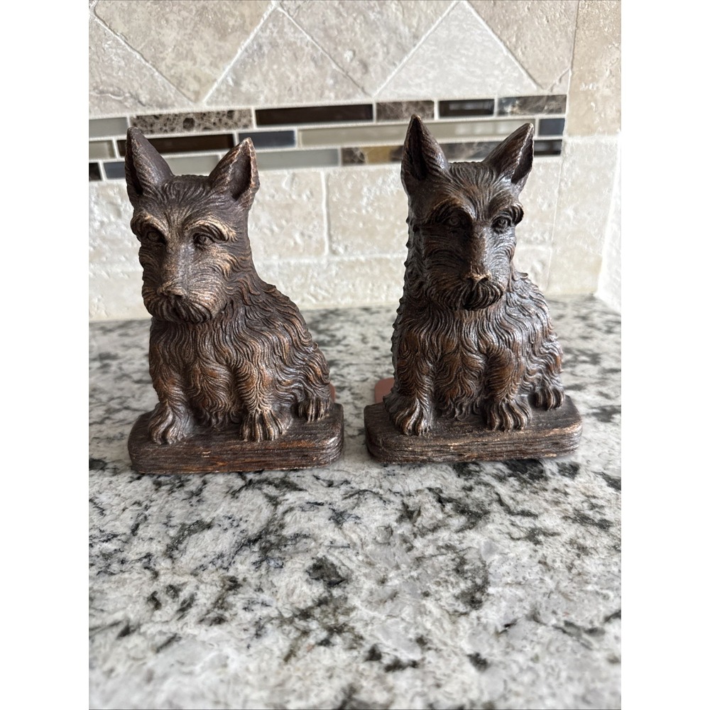 Vintage pair of  Scottie Dog  Scottish Terrier Orna Wood Bookends USA